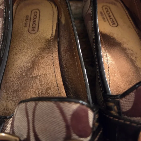 Coach Signature Tan and Brown Loafers - Picture 2 of 4